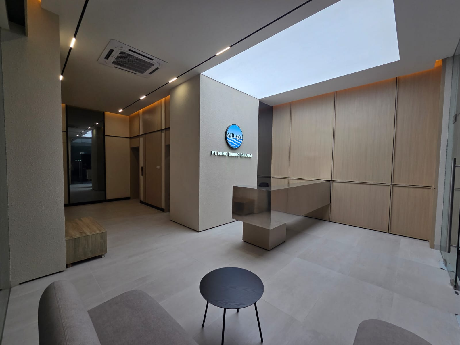 Lobby Room